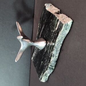 Vintage Hoselton Aluminum Canada Goose Sculpture/Figurine on Granite Base.